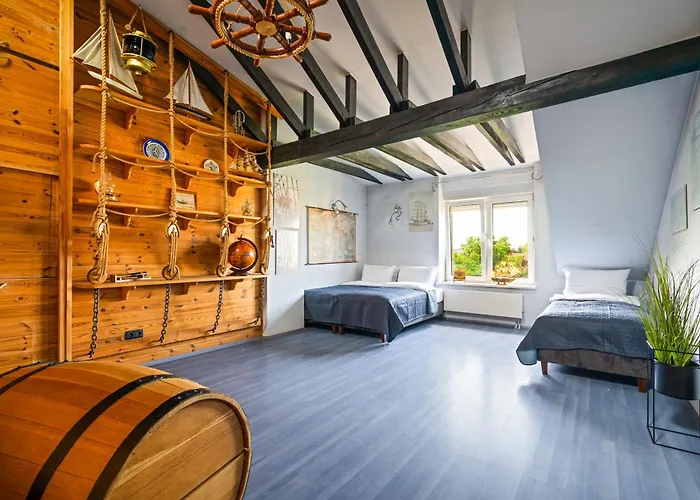 Urban House Jacuzzi, Sauna, Taras & Grill ! No Parties * Warschau