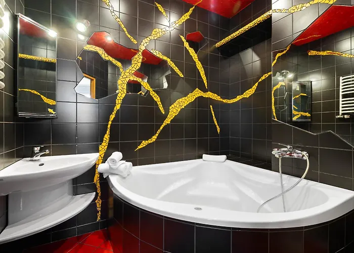 Urban House Jacuzzi, Sauna, Taras & Grill ! No Parties Warschau