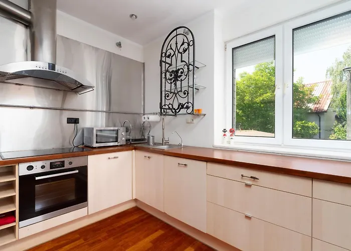 Urban House Jacuzzi, Sauna, Taras & Grill ! No Parties